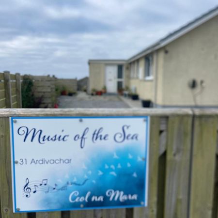 Music Of The Sea- Isle Of South Uist, Hs8 5Rf Apartment Clachan  Exterior photo